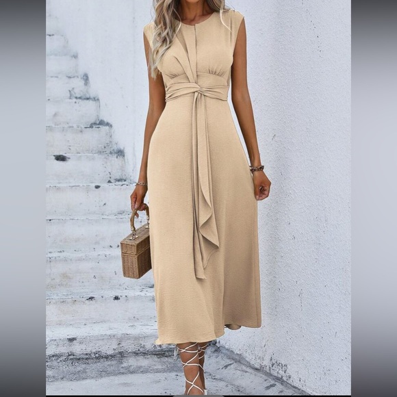 Luxe classic tie front A-lime dress - Picture 2 of 7